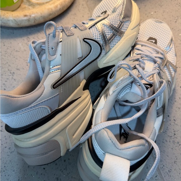 Nike White and Tan Athletic Shoes - Picture 7 of 7